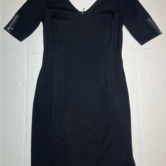 Banana Republic V-Neck Black Zipper Accent Short Sleeve Dress Size 4 - Picture 13 of 13